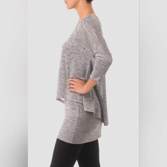 Joseph Ribkoff Slinky Red 3/4 Sleeves Top Stretchy Tunic Layered Dressy Size 10 - Picture 2 of 10